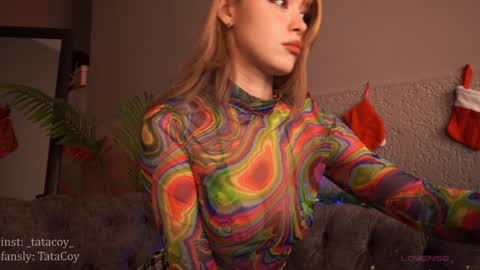 Snapshot of tatacoy chatting on 12-19-24, 06:34 TataCoy online show from 12-19-24, 06:34