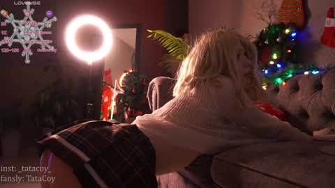 Snapshot of tatacoy chatting on 12-21-24, 09:55 TataCoy online show from 12-21-24, 09:55