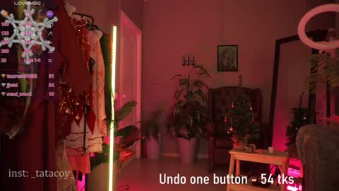 Snapshot of tatacoy chatting on 01-05-25, 09:37 TataCoy online show from 01-05-25, 09:37