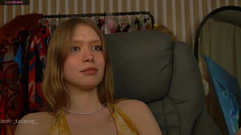 Snapshot of tatacoy chatting on 02-28-25, 12:42 TataCoy online show from 02-28-25, 12:42