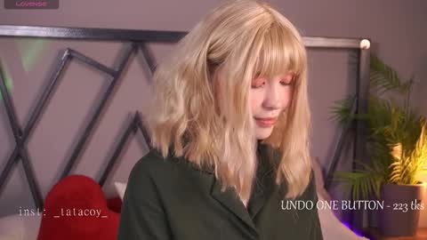 Snapshot of tatacoy chatting on 10-11-25, 01:53 TataCoy online show from 10-11-25, 01:53