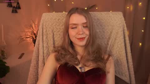 Snapshot of tatacoy chatting on 10-17-25, 01:14 TataCoy online show from 10-17-25, 01:14