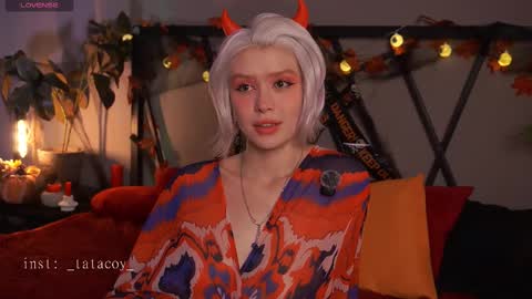 Snapshot of tatacoy chatting on 10-26-25, 01:17 TataCoy online show from 10-26-25, 01:17