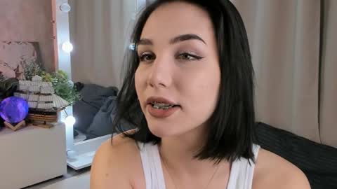 Tate online show from 09-20-25, 06:20