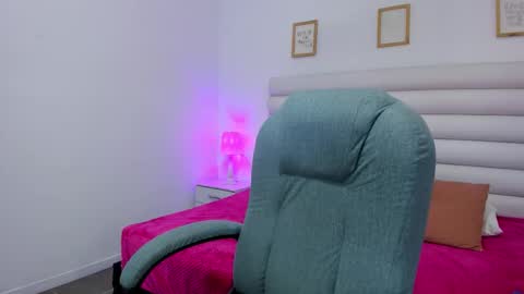 tatiana_arboleda online show from 09-19-25, 03:13