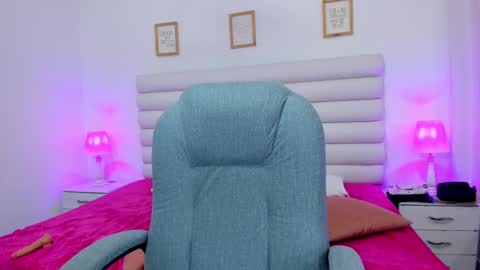 tatiana_arboleda online show from 09-30-25, 03:17