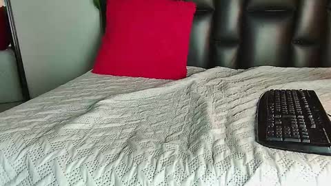 Snapshot of tatiana_mendoza chatting on 02-28-25, 02:42 tatiana_mendoza online show from 02-28-25, 02:42