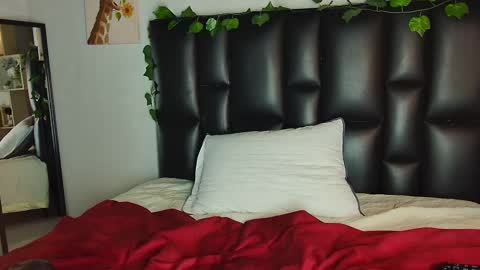 Snapshot of tatiana_mendoza chatting on 03-08-25, 04:50 tatiana_mendoza online show from 03-08-25, 04:50