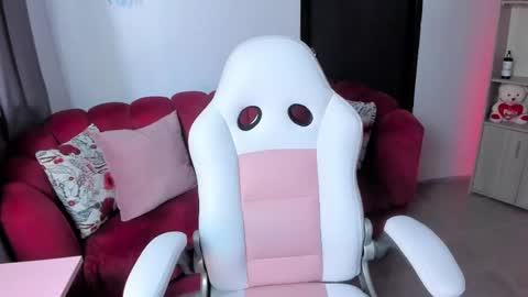 Snapshot of tatiana_mendoza chatting on 09-17-25, 02:30 tatiana_mendoza online show from 09-17-25, 02:30