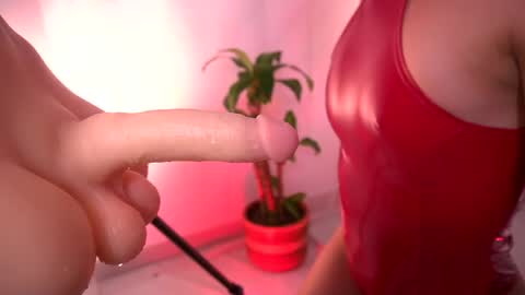 Snapshot of tatiana_monroe chatting on 05-07-26, 01:38 Hey Im Tatiana online show from 05-07-26, 01:38