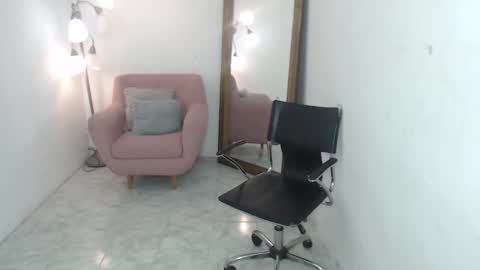 isabel online show from 11-03-25, 02:57