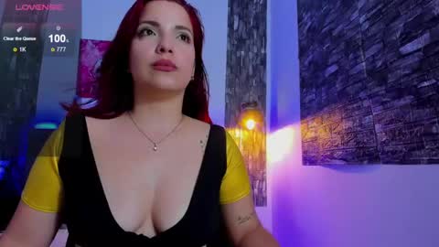 Snapshot of tatiana_sc chatting on 01-02-25, 04:35 Tatiana SC online show from 01-02-25, 04:35