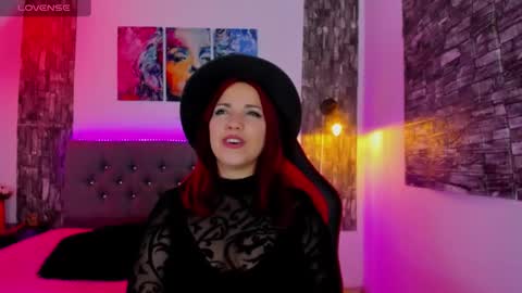 Snapshot of tatiana_sc chatting on 01-17-25, 01:35 Tatiana SC online show from 01-17-25, 01:35
