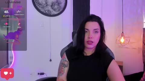 Snapshot of tatiana_sc chatting on 09-16-25, 01:23 Tatiana SC online show from 09-16-25, 01:23