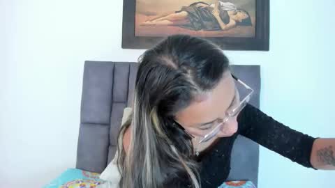 Snapshot of tatiana_valencia chatting on 06-01-26, 12:18 Tati online show from 06-01-26, 12:18