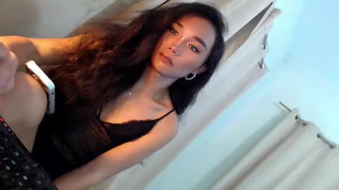 Snapshot of tatiana_wilton chatting on 04-24-26, 03:03 ANDREA online show from 04-24-26, 03:03