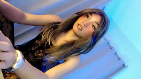 Snapshot of tatiana_wilton chatting on 06-04-26, 03:51 ANDREA online show from 06-04-26, 03:51