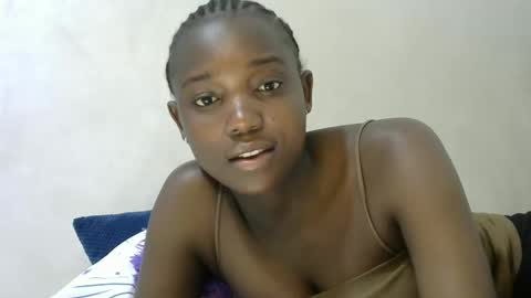 Snapshot of tatianadolll chatting on 11-16-25, 08:14 tatianadolll online show from 11-16-25, 08:14