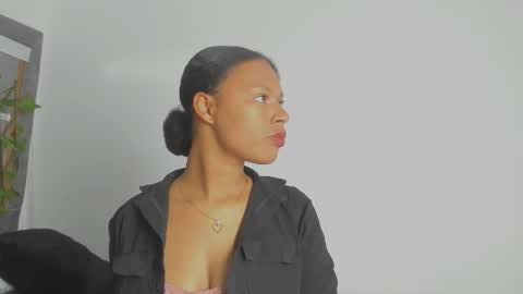 tatianasquirthot online show from 03-01-26, 07:38