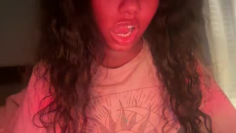 Tatianna Marie online show from 01-19-25, 12:17