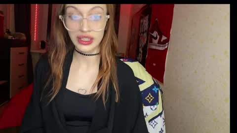 tatika_williams online show from 05-03-26, 06:58
