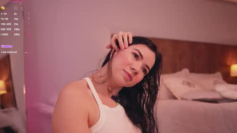 Tatiana      independent girl  online show from 11-26-25, 11:44