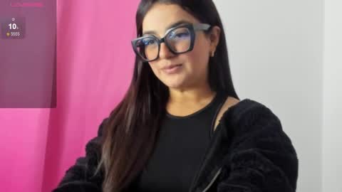 Snapshot of tatissdeliciuss chatting on 05-29-26, 02:53 Tatiss online show from 05-29-26, 02:53