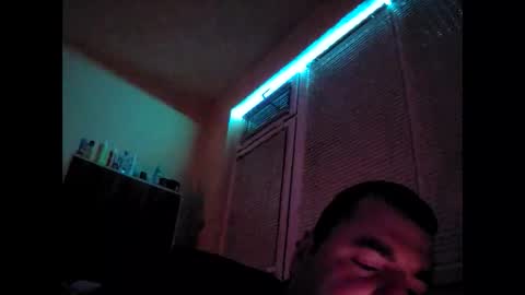 Snapshot of tatko874482 chatting on 12-21-25, 07:54 Beliqnegar online show from 12-21-25, 07:54