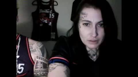 Snapshot of tattedbodies chatting on 05-09-26, 11:48 tattedbodies online show from 05-09-26, 11:48
