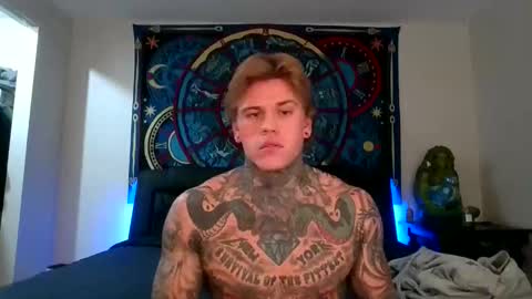 Snapshot of tatteddaddy9000 chatting on 11-25-25, 12:16 D-Man online show from 11-25-25, 12:16