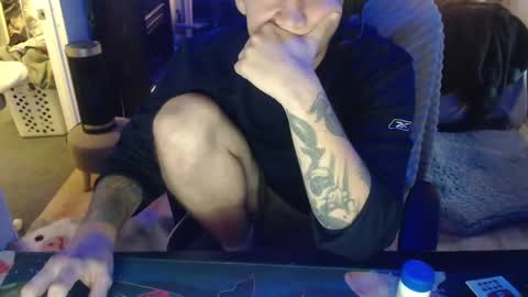 Snapshot of tattedhubs5 chatting on 10-23-25, 08:51 tattedhubs5 online show from 10-23-25, 08:51