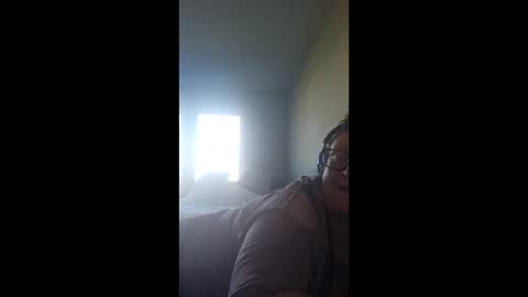 Snapshot of tattednerdgurl chatting on 02-02-26, 05:44 Smarti Butt online show from 02-02-26, 05:44