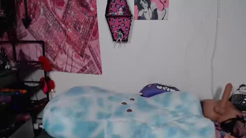 TattedThickandPretty online show from 05-15-26, 11:01