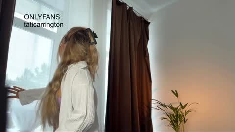 Snapshot of tatti_1 chatting on 02-14-26, 10:45 Tata online show from 02-14-26, 10:45