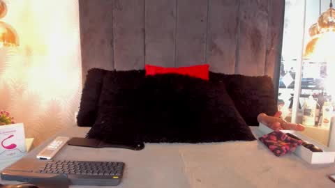 Tatto Fox online show from 12-05-25, 12:47