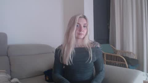 tattoobbgirl online show from 11-19-25, 06:08