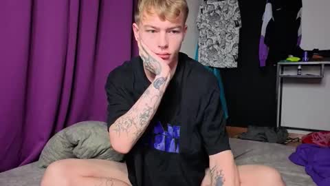 Alex but u can call me Theo online show from 10-01-25, 04:51