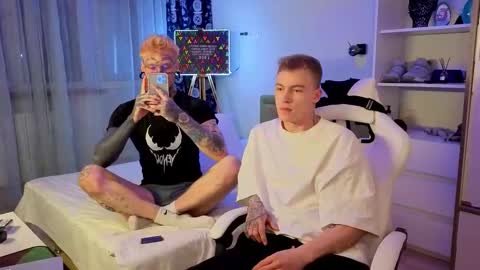 Alex but u can call me Theo online show from 01-08-26, 02:52