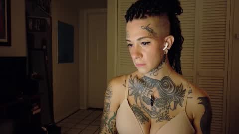 Snapshot of tattooed_natalia chatting on 02-22-26, 09:30 Natalia 3 online show from 02-22-26, 09:30