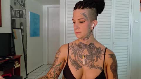 Snapshot of tattooed_natalia chatting on 03-03-26, 02:34 Natalia 3 online show from 03-03-26, 02:34