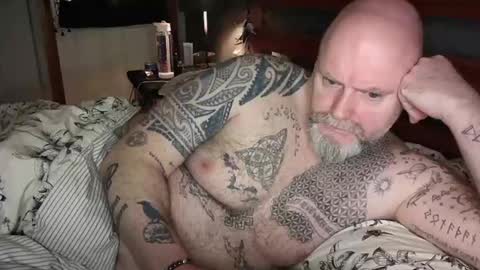 Tattooeddilf 01 online show from 01-08-25, 10:06