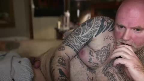 Tattooeddilf 01 online show from 04-16-26, 09:50