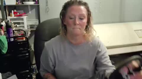 Snapshot of tattooeddirtyteacher chatting on 02-10-25, 11:15 Lisa Lovely online show from 02-10-25, 11:15