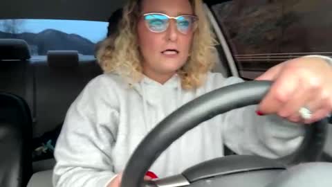 Snapshot of tattooeddirtyteacher chatting on 02-12-25, 05:37 Lisa Lovely online show from 02-12-25, 05:37