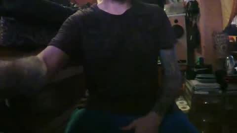 Snapshot of tattoogun chatting on 12-26-24, 01:40 TattooLust online show from 12-26-24, 01:40