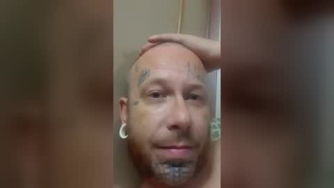 Snapshot of tattootravis chatting on 07-15-26, 03:34 tattootravis online show from 07-15-26, 03:34