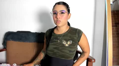 Tatiana Gomez online show from 05-28-26, 04:10