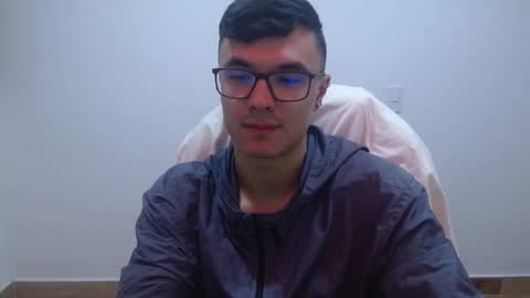 Snapshot of taurus4k chatting on 12-06-24, 04:03 taurus4k online show from 12-06-24, 04:03