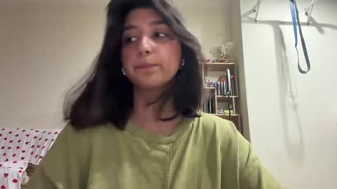Snapshot of tawnyamartinek chatting on 06-15-26, 07:10 Riza online show from 06-15-26, 07:10