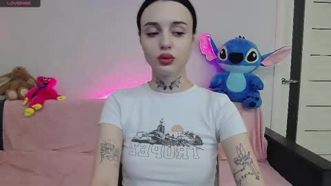 Taya online show from 02-28-25, 07:14